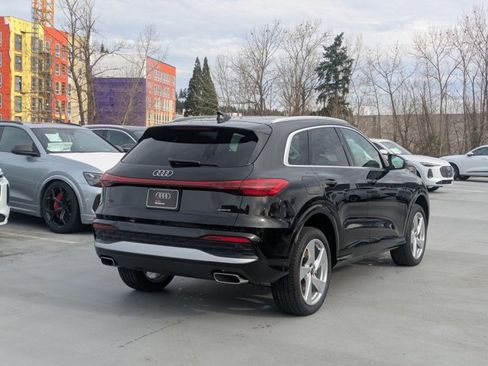 New 2025 Audi Q5 Premium Plus image 2