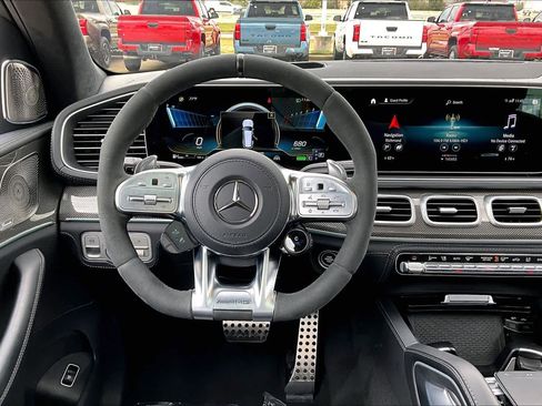 Used 2023 Mercedes-Benz GLS 63 AMG AMG GLS 63 image 6