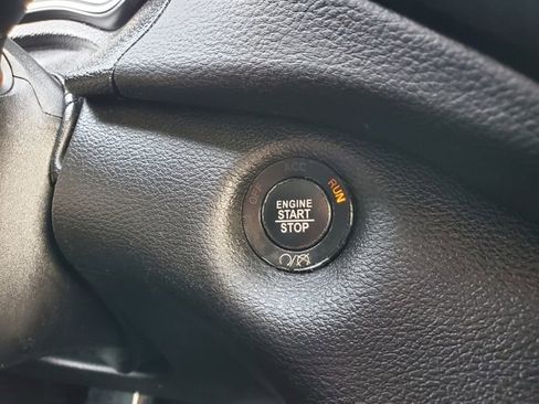 Certified 2020 Jeep Cherokee Trailhawk w/ Cold Weather Group image 24