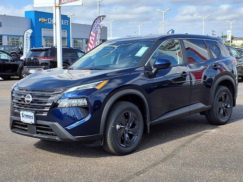 New 2026 Nissan Rogue SV w/ Cold Weather Package image 3