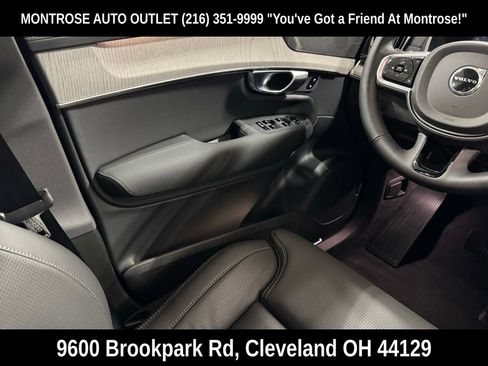 New 2026 Volvo XC90 B6 Ultra w/ Protection Package image 34