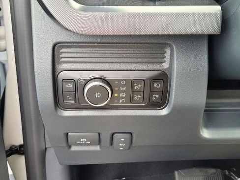 New 2026 Ford F250 Platinum w/ Tremor Off-Road Package image 14