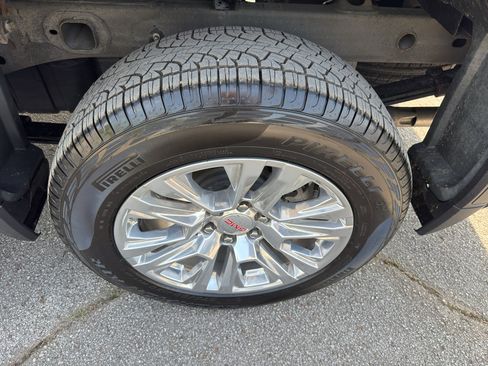 Used 2023 GMC Sierra 1500 Denali w/ Technology Package AWD/4WD image 23