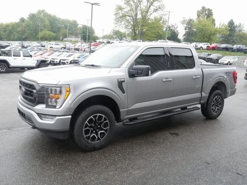 Used 2022 Ford F150 XLT w/ Equipment Group 302A High image 8