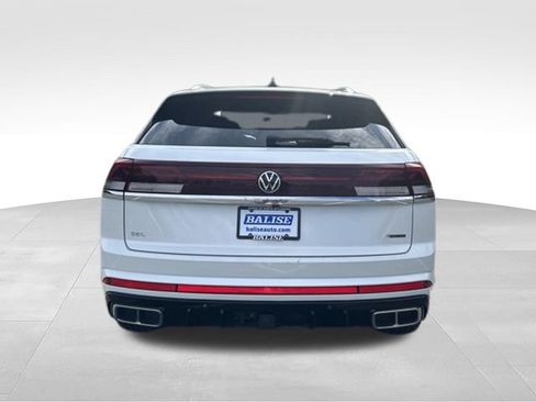 Used 2024 Volkswagen Atlas Cross Sport SEL R-Line AWD/4WD image 4