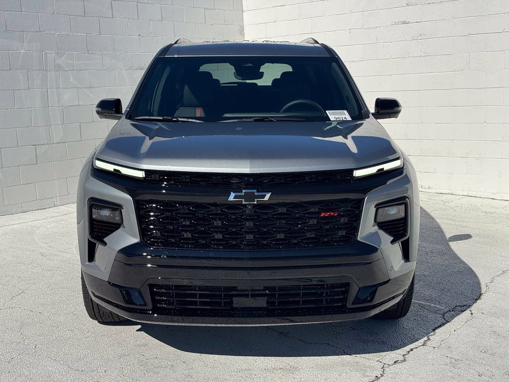 New 2027 Chevrolet Traverse RS w/ LPO, Floor Liner Package FWD image 7