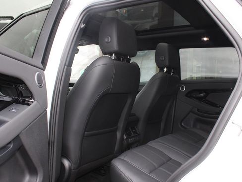 Certified 2025 Land Rover Range Rover Evoque Dynamic SE image 28