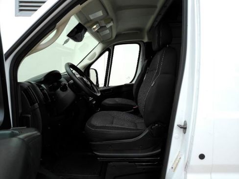 Used 2023 RAM ProMaster 2500 FWD image 12
