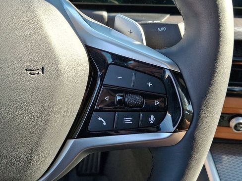 Used 2025 BMW 330i xDrive Sedan w/ M Sport Package image 23