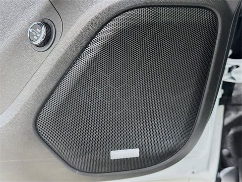 Used 2018 GMC Acadia SLT image 15