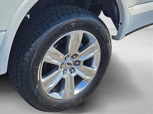 Used 2020 Ford F150 Platinum w/ Equipment Group 701A Luxury AWD/4WD image 24
