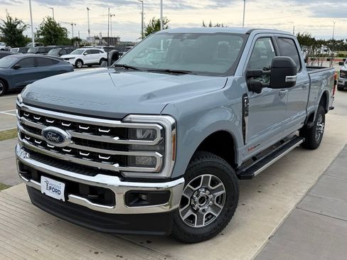 New 2026 Ford F250 4x4 Crew Cab Super Duty image 40