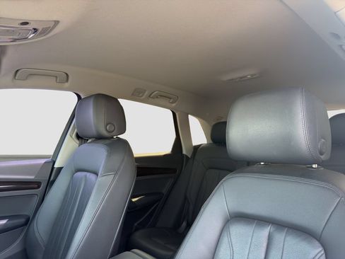 Used 2019 Audi Q5 2.0T Premium AWD/4WD image 24