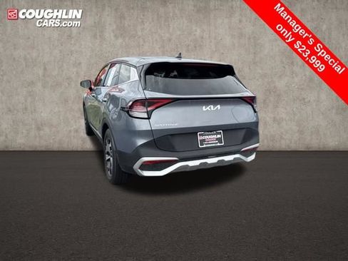 Used 2025 Kia Sportage EX FWD image 15