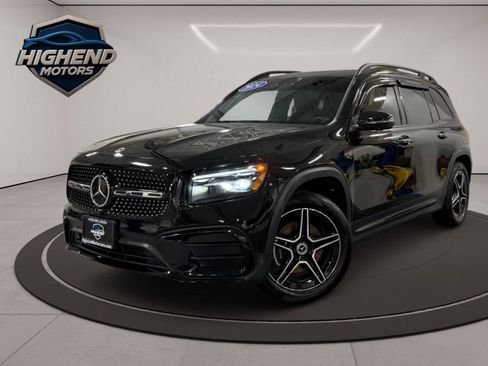 Used 2024 Mercedes-Benz GLB 250 4MATIC image 2