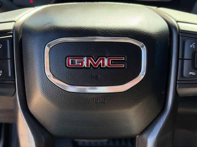 Used 2023 GMC Sierra 1500 AT4 w/ Technology Package AWD/4WD image 20