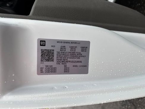 New 2025 Chevrolet Express 2500 w/ Driver Convenience Package image 27