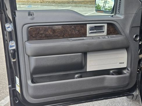 Used 2014 Ford F150 Platinum RWD image 10