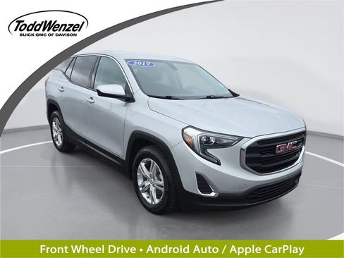 Used 2019 GMC Terrain SLE FWD image 1