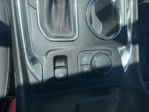 Used 2023 Chevrolet Traverse RS w/ LPO, Floor Liner Package AWD/4WD image 31