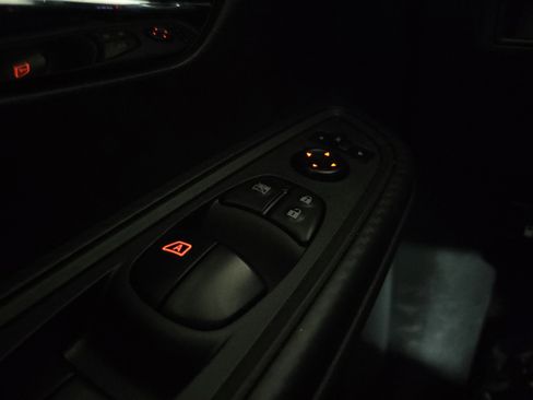 Used 2023 Nissan Versa SV image 20