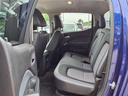 Used 2015 Chevrolet Colorado Z71 AWD/4WD image 9