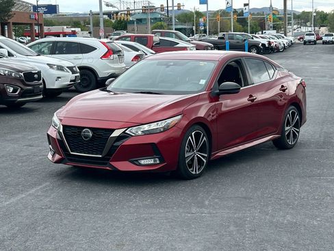 Used 2020 Nissan Sentra SR FWD image 9