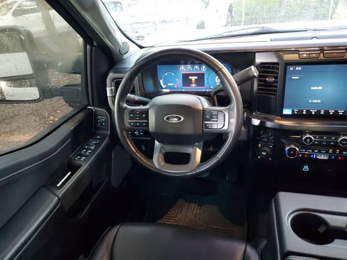 Used 2024 Ford F250 Lariat w/ Sport Appearance Package AWD/4WD image 13