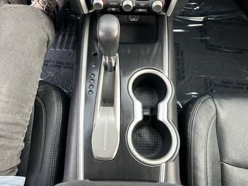 Used 2019 Nissan Pathfinder SV image 53