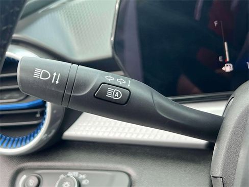 Used 2024 Chevrolet Trax LT w/ Driver Confidence Package image 23