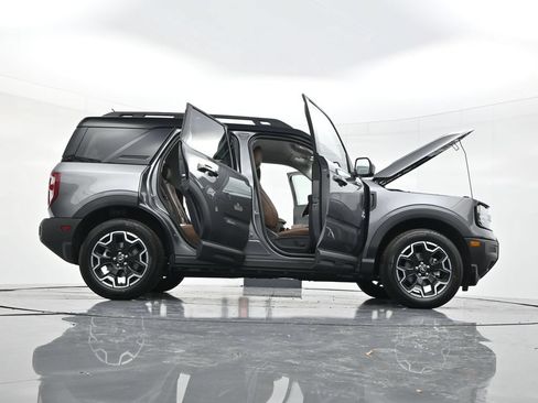 New 2025 Ford Bronco Sport Outer Banks AWD/4WD image 55
