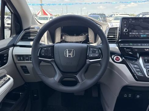 New 2026 Honda Odyssey Touring image 20