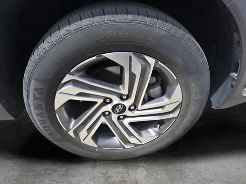 Used 2023 Hyundai Santa Fe SEL w/ Premium Package image 18