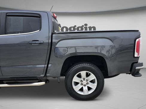 Used 2016 GMC Canyon SLE image 32