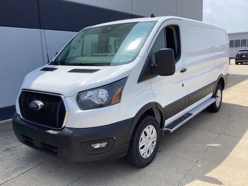 Used 2025 Ford Transit 250 Low Roof w/ Exterior Upgrade Package RWD image 2