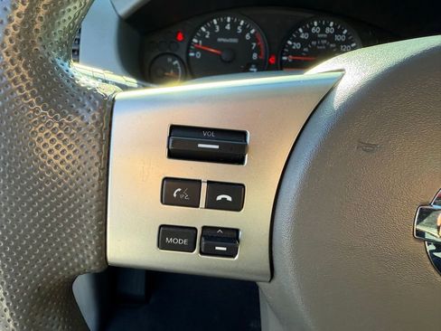 Used 2016 Nissan Frontier SV image 21