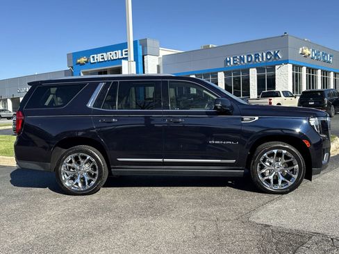 Used 2022 GMC Yukon Denali image 11