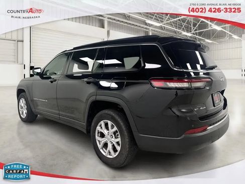 Used 2022 Jeep Grand Cherokee L Limited w/ Luxury Tech Group II image 3