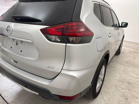 Used 2019 Nissan Rogue SV image 21