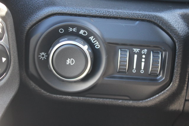 Used 2022 Jeep Wrangler Unlimited Sport AWD/4WD image 17