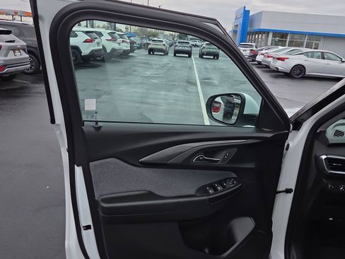 Certified 2023 Chevrolet TrailBlazer LT image 15