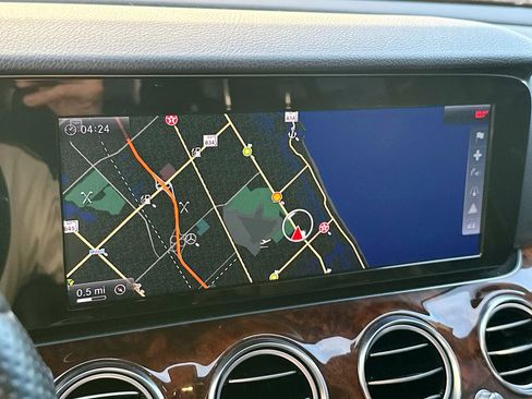 Used 2017 Mercedes-Benz E 300 E 300 image 14