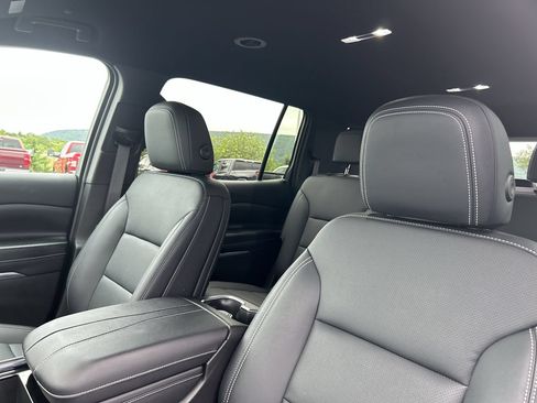 Used 2026 Chevrolet Traverse LT AWD/4WD image 22