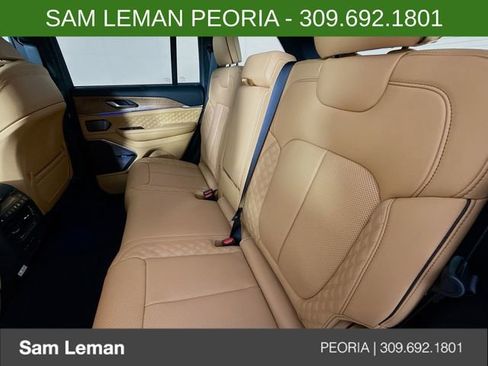 New 2026 Jeep Grand Cherokee Summit image 26