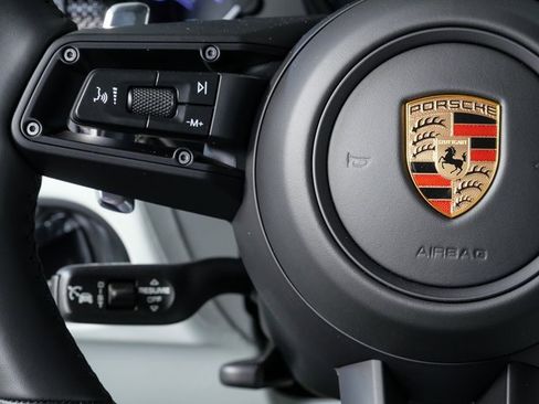 New 2026 Porsche Macan GTS image 11