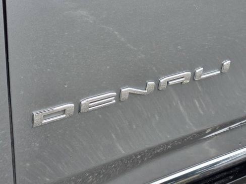 Used 2023 GMC Yukon Denali Ultimate AWD/4WD image 51