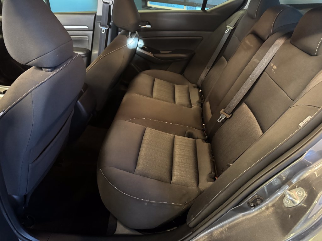 Used 2021 Nissan Altima 2.5 SV w/ SV Premium Package FWD image 21