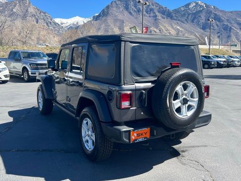 Used 2019 Jeep Wrangler Unlimited Sport S AWD/4WD image 8