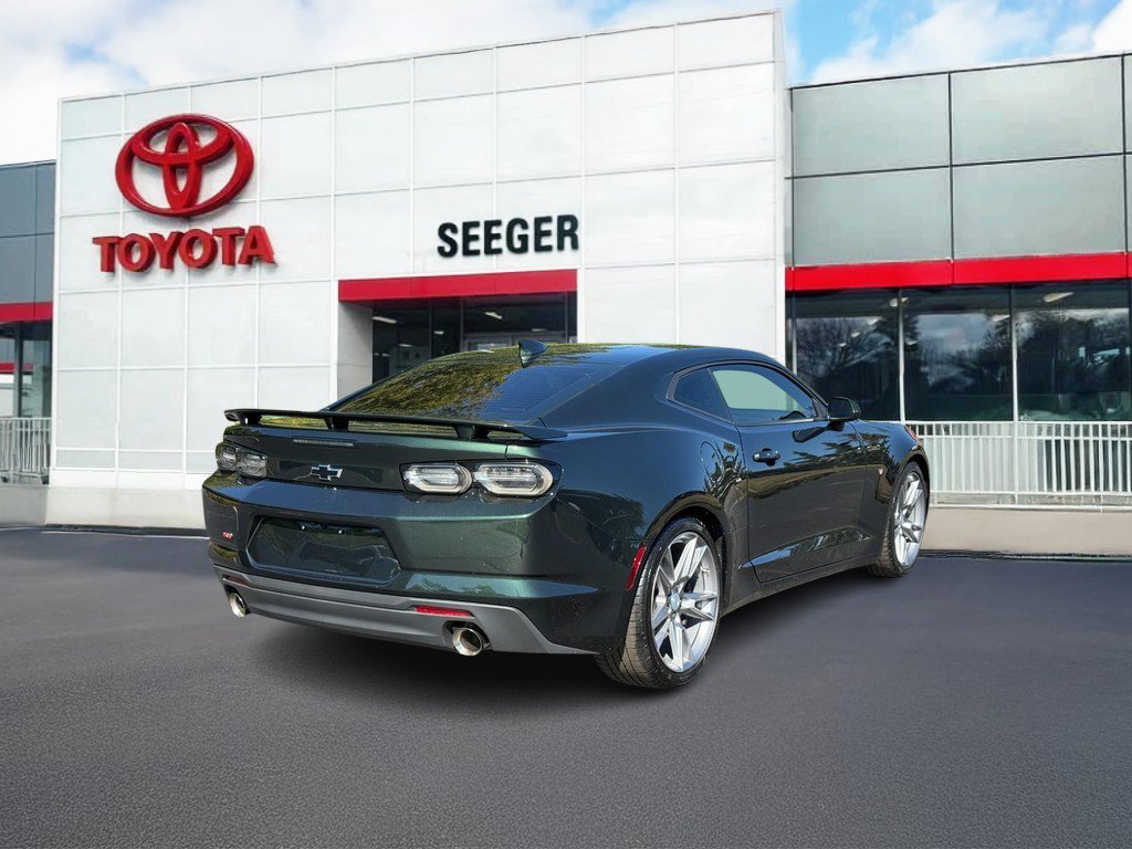 Used 2020 Chevrolet Camaro SS RWD image 3