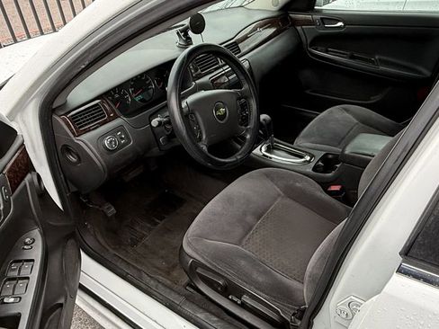 Used 2012 Chevrolet Impala LT FWD image 2